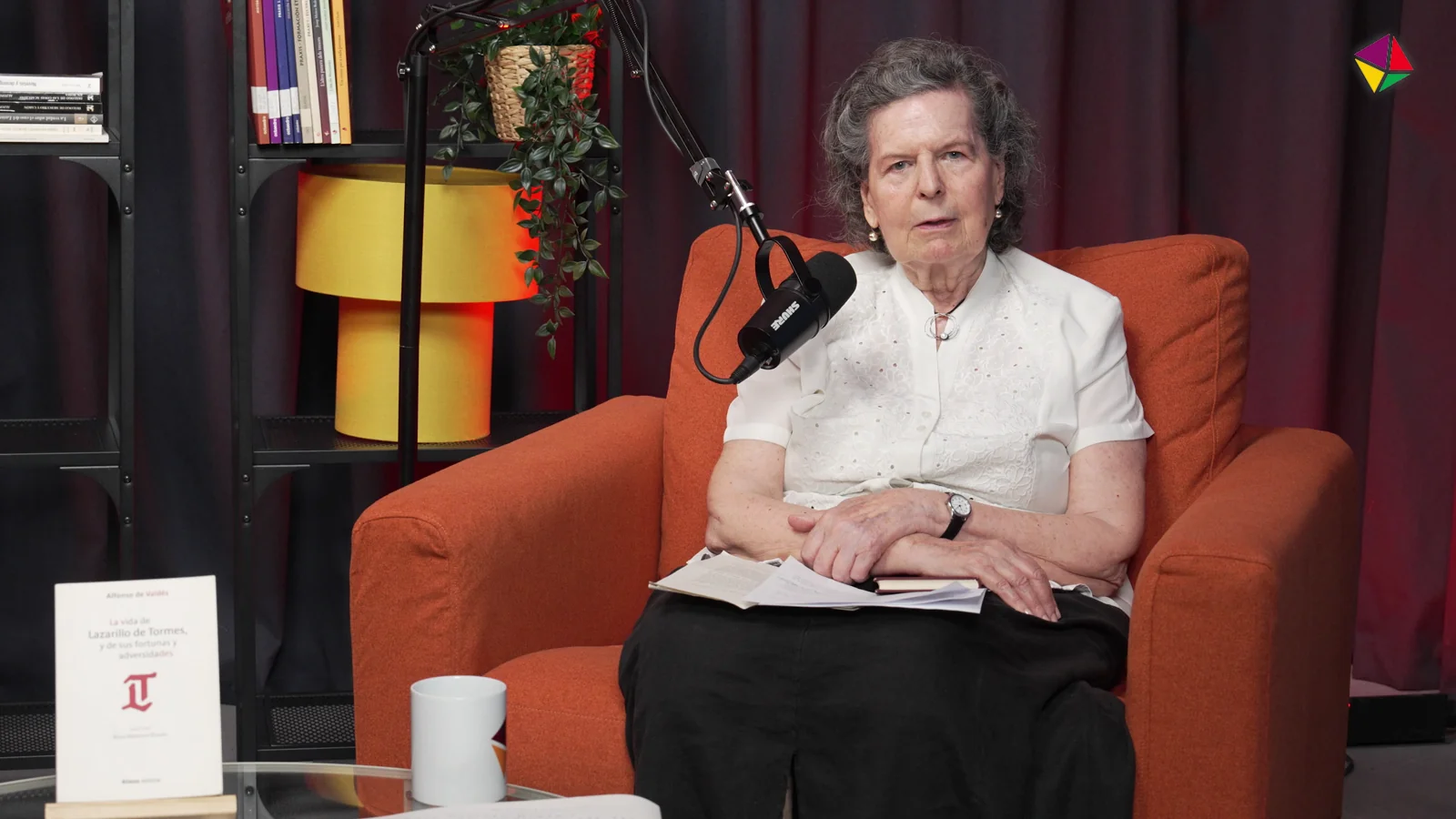 Rosa Navarro Durán durante su conversación en ConFarolas